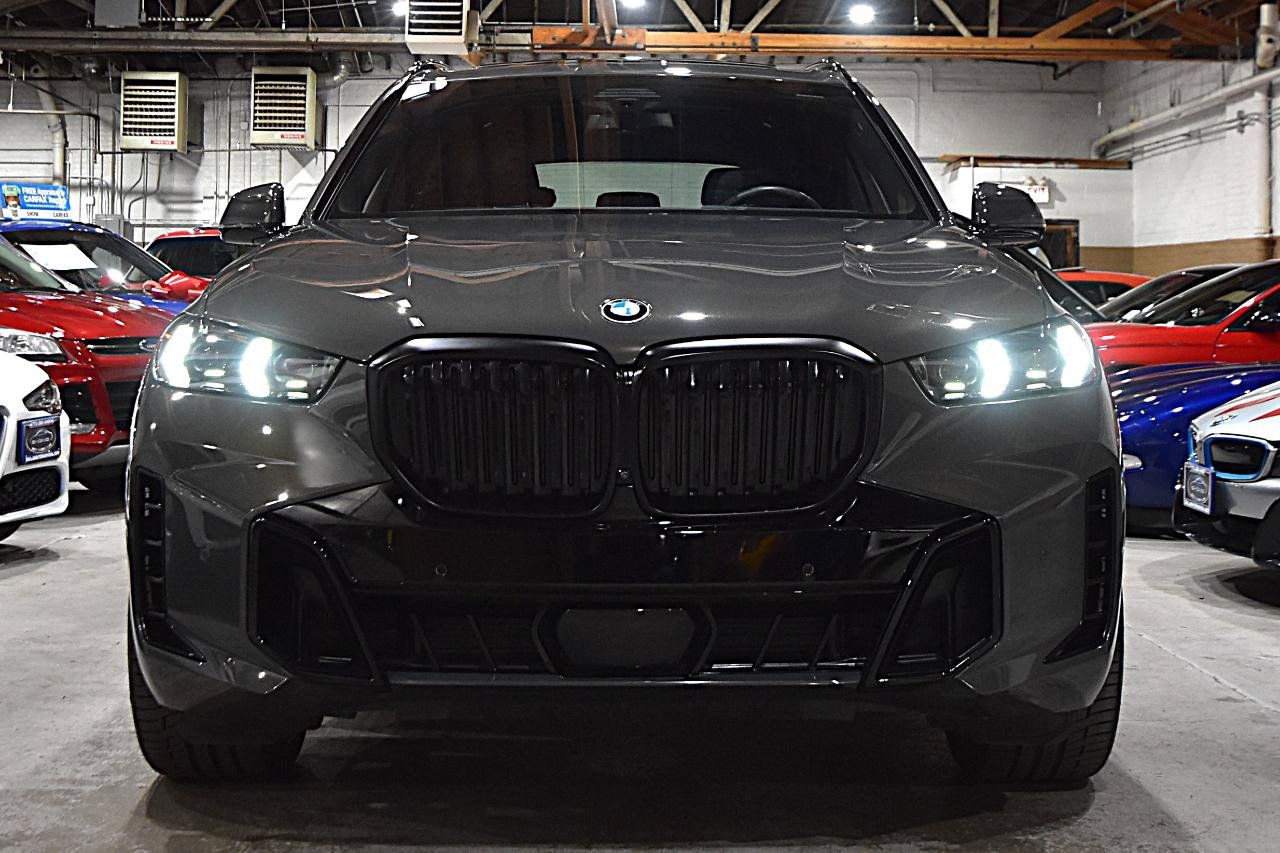 Used 2025 BMW X5 xDrive40i w/ M Sport Package AWD/4WD image 2