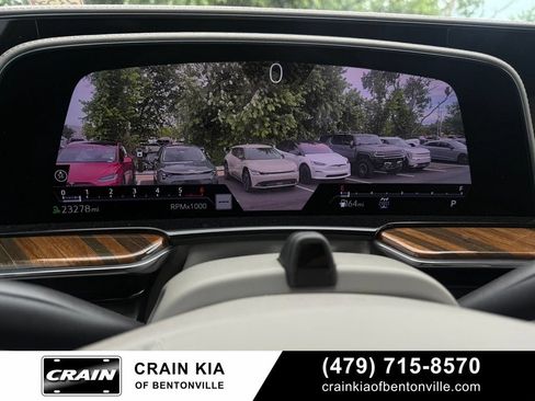 Used 2024 Cadillac Escalade ESV Sport Platinum w/ Heavy-Duty Trailer Package AWD/4WD image 14
