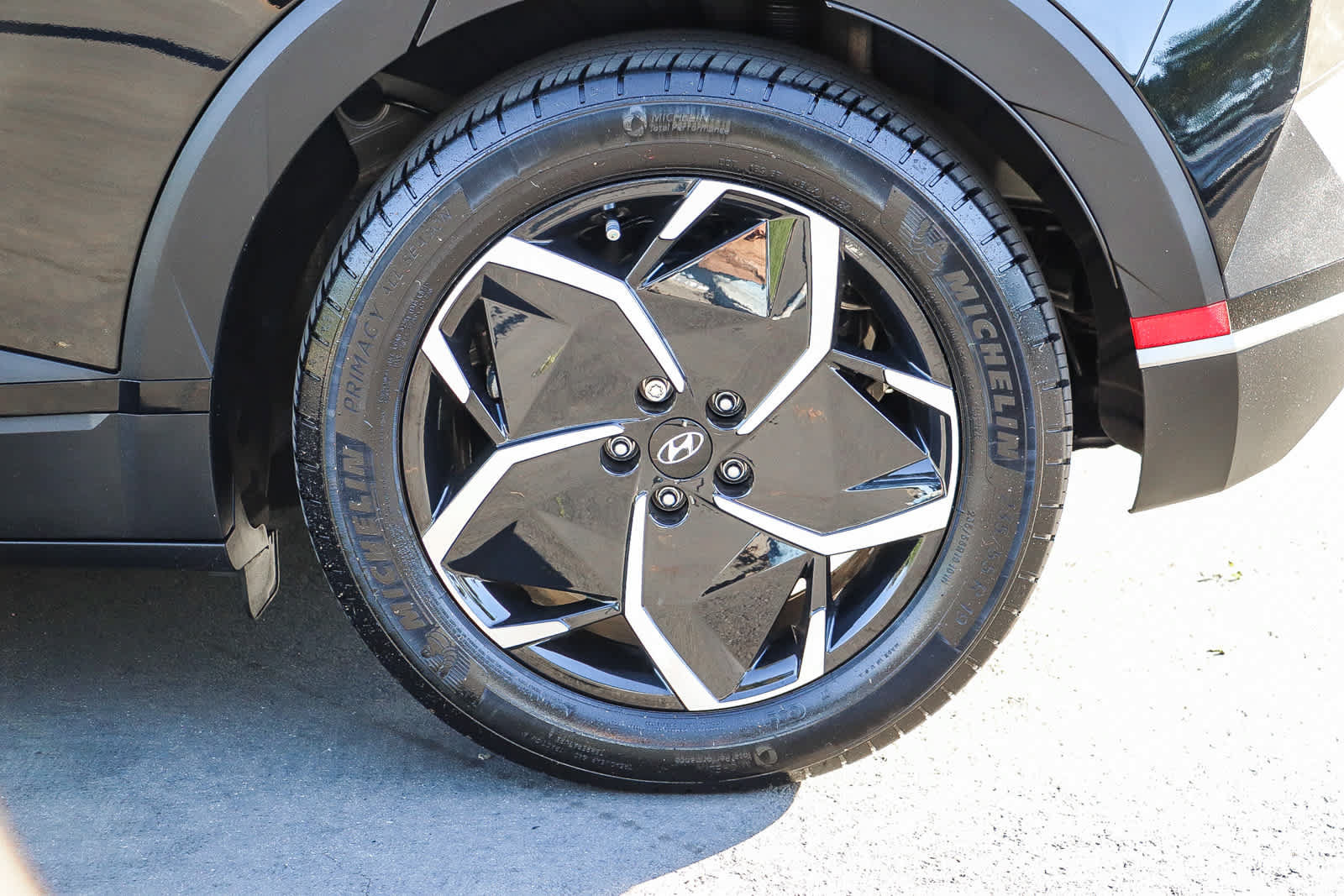 Used 2024 Hyundai Ioniq 5 SEL RWD image 12