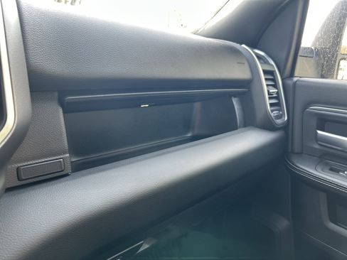 New 2026 RAM 3500 Big Horn AWD/4WD image 33