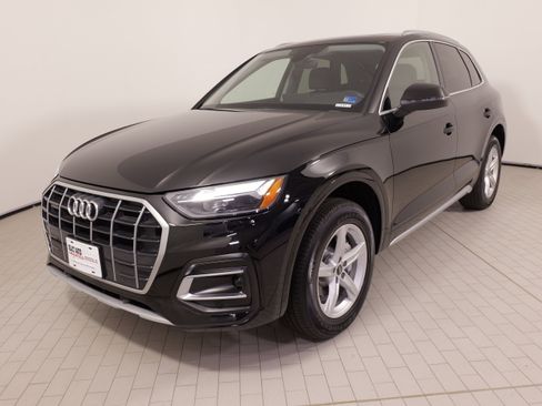 Used 2023 Audi Q5 2.0T Premium w/ Convenience Package AWD/4WD image 4