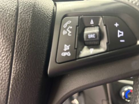 Used 2017 Chevrolet Trax LT AWD/4WD image 22