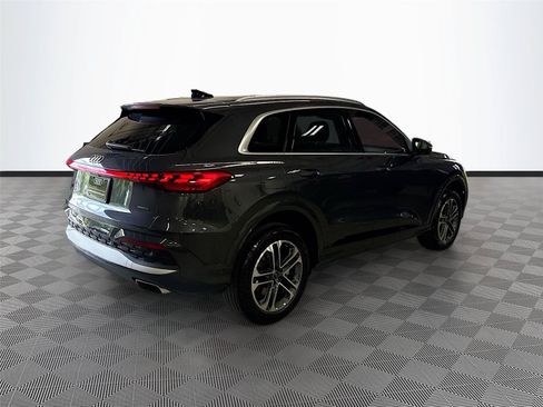 Certified 2025 Audi Q5 Premium w/ Convenience Package AWD/4WD image 7