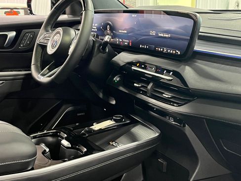 Certified 2025 Buick Enclave Sport Touring w/ Super Cruise Package image 10