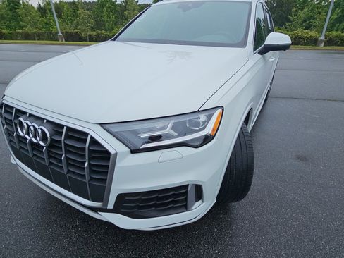Used 2021 Audi Q7 3.0T Premium w/ Convenience Package AWD/4WD image 31