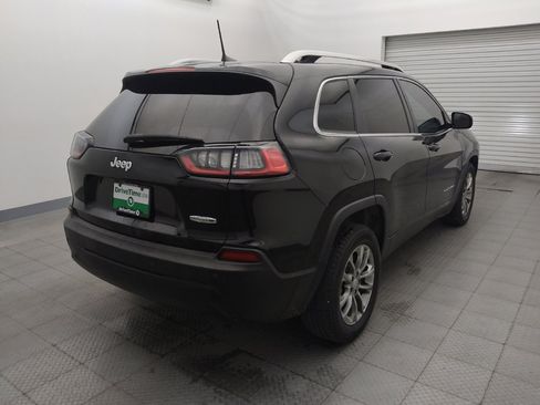 Used 2021 Jeep Cherokee Latitude Plus FWD image 9