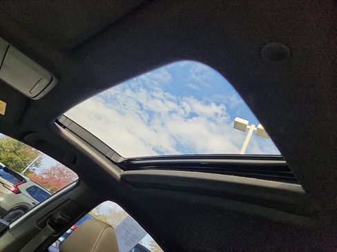 Used 2023 Honda Accord Sport image 15