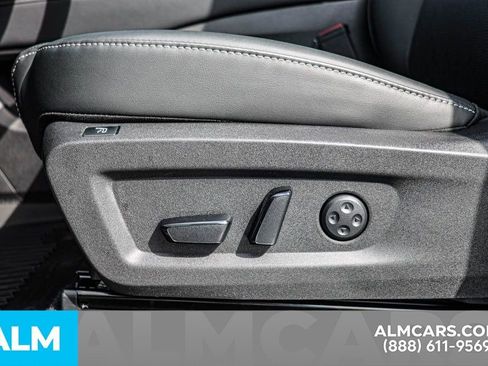 Certified 2025 Nissan Murano Platinum w/ Cargo Package image 27