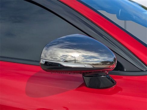 Used 2018 Kia Stinger GT2 image 11