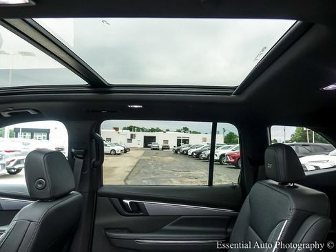 New 2026 Buick Enclave Sport Touring w/ Power Package FWD image 13