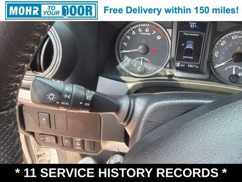 Used 2021 Toyota Tacoma TRD Off-Road w/ Technology Package AWD/4WD image 18