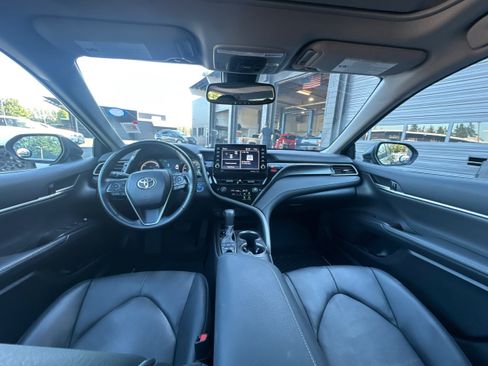 Used 2023 Toyota Camry XSE FWD image 28