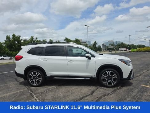 Used 2023 Subaru Ascent Limited AWD/4WD image 2