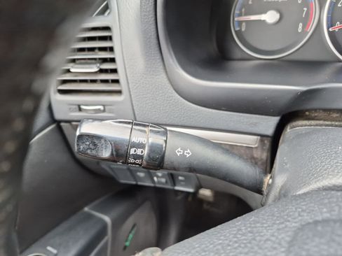 Used 2009 Hyundai Santa Fe Limited FWD image 27