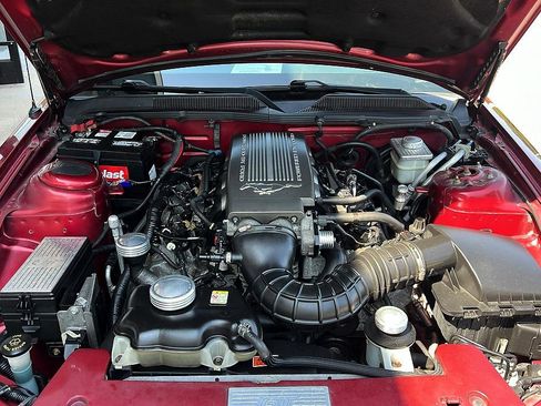 Used 2007 Ford Mustang GT RWD image 9