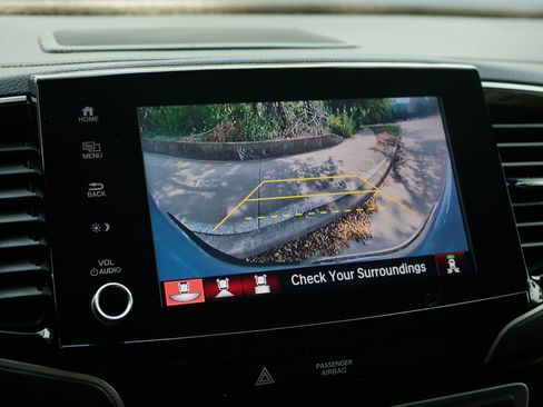 Used 2023 Honda Ridgeline Black Edition image 32