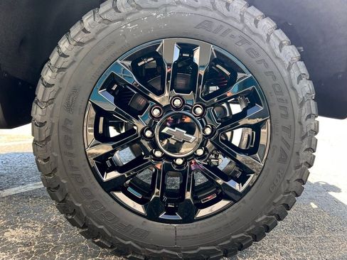 New 2026 Chevrolet Silverado 2500 LTZ w/ LTZ Plus Package AWD/4WD image 20
