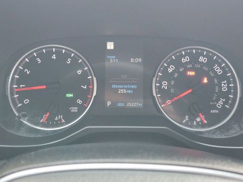 Used 2022 Toyota RAV4 XLE w/ XLE Grade Weather Package image 15