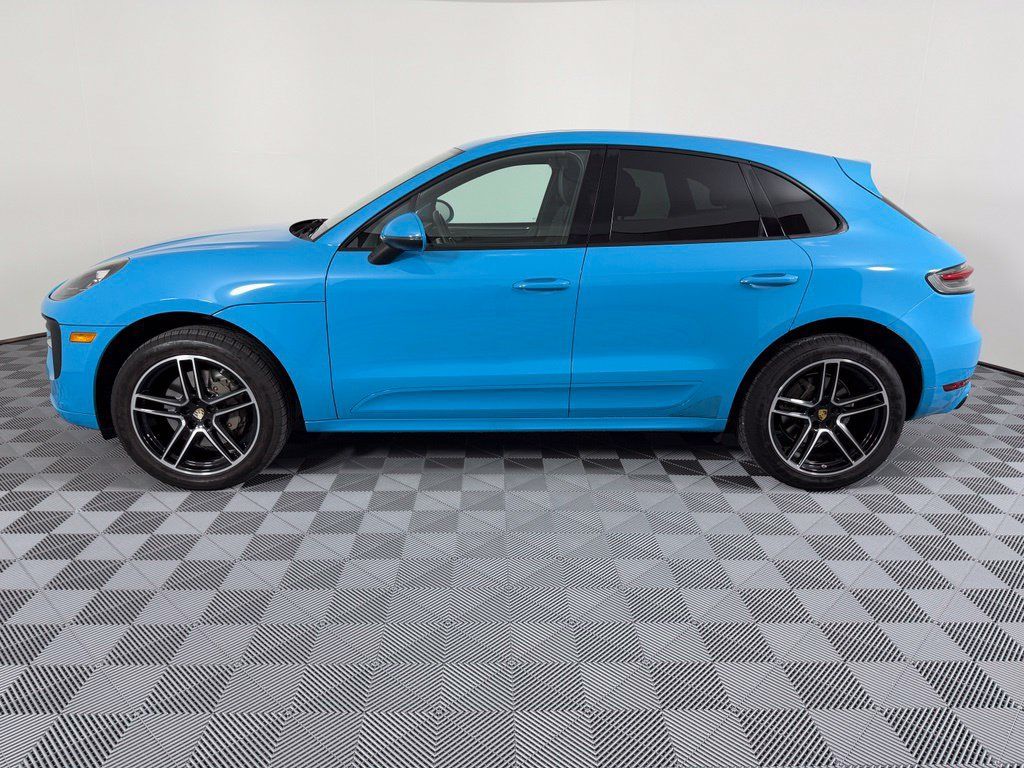 Certified 2021 Porsche Macan S AWD/4WD image 2
