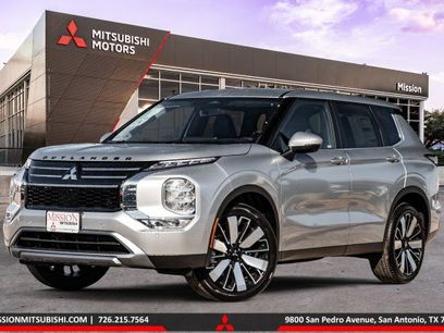 New 2025 Mitsubishi Outlander SE