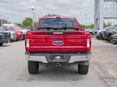 Used 2018 Ford F250 Lariat w/ Chrome Package AWD/4WD image 8