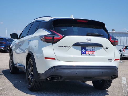 Used 2023 Nissan Murano SV w/ SV Midnight Edition Package FWD image 4
