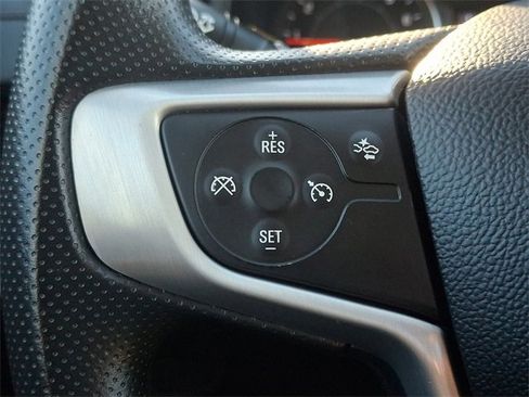 Used 2023 GMC Terrain SLE w/ Driver Convenience Package image 20