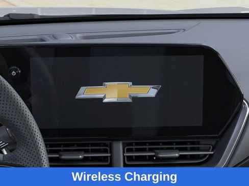 New 2026 Chevrolet Trax RS w/ Sunroof Package image 21