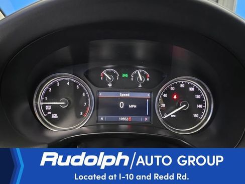 Used 2024 Buick Enclave Essence w/ Experience Buick Package FWD image 19
