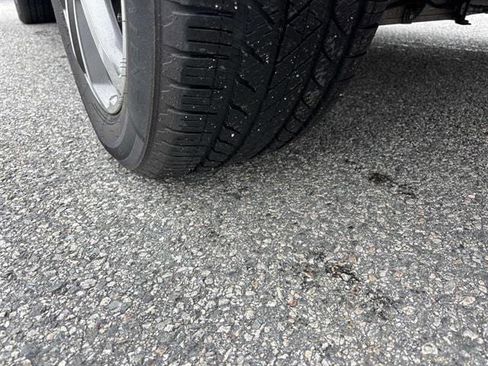 Used 2020 Maserati Levante image 8