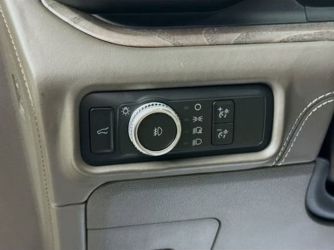 Used 2021 Ford Explorer Platinum w/ Equipment Group 601A image 11