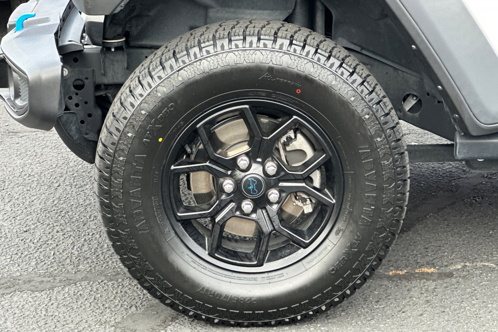 Used 2024 Jeep Wrangler Unlimited AWD/4WD image 35