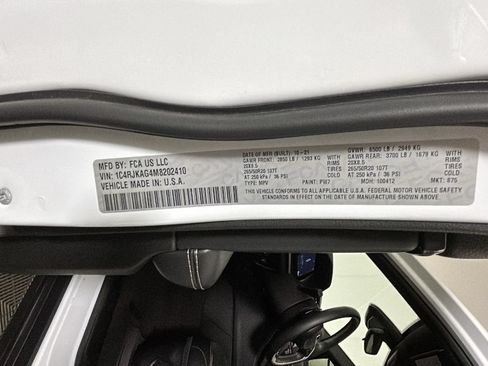 Used 2021 Jeep Grand Cherokee L Laredo AWD/4WD image 11