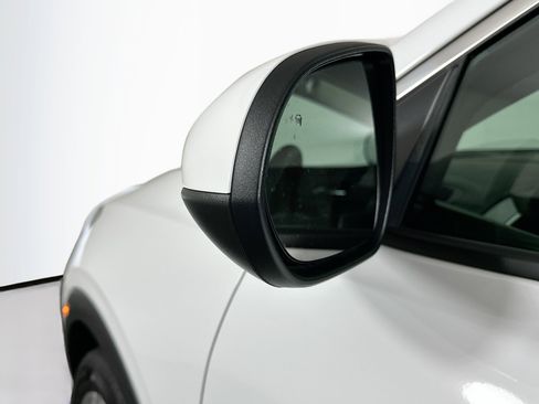 Used 2025 Buick Encore GX Preferred image 16