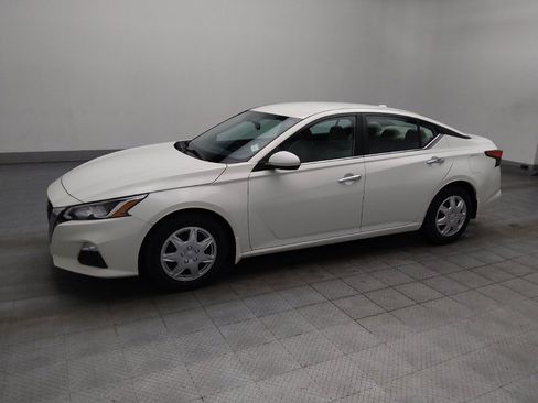 Used 2019 Nissan Altima 2.5 S FWD image 2