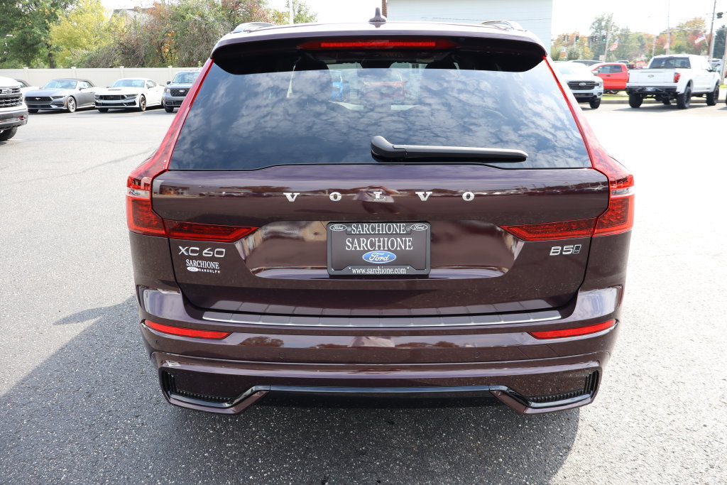 Used 2026 Volvo XC60 B5 Plus w/ Climate Package AWD/4WD image 17