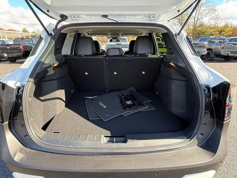 New 2026 Nissan Kicks SR w/ Cold Weather Package image 15