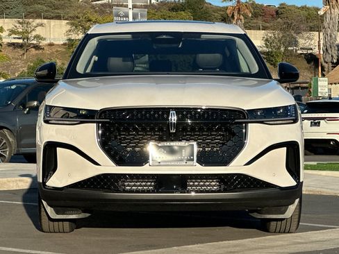 New 2026 Lincoln Nautilus Premier w/ Equipment Group 102A image 8