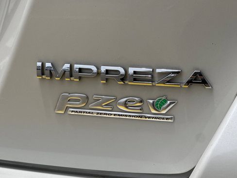 Used 2016 Subaru Impreza 2.0i AWD/4WD image 26