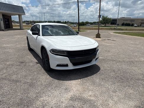 Used 2023 Dodge Charger SXT w/ Blacktop Package AWD/4WD image 2