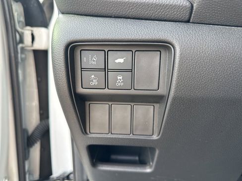 Used 2020 Honda CR-V Touring image 19