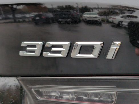 Certified 2023 BMW 330i Sedan w/ Premium Package image 37