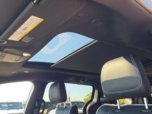 New 2026 Chrysler Pacifica Limited w/ S Appearance Package image 26