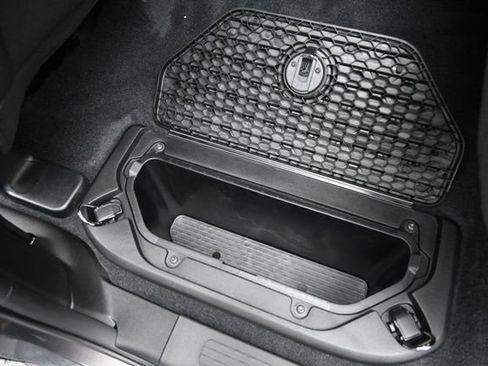 New 2026 RAM 1500 4x4 Crew Cab image 36