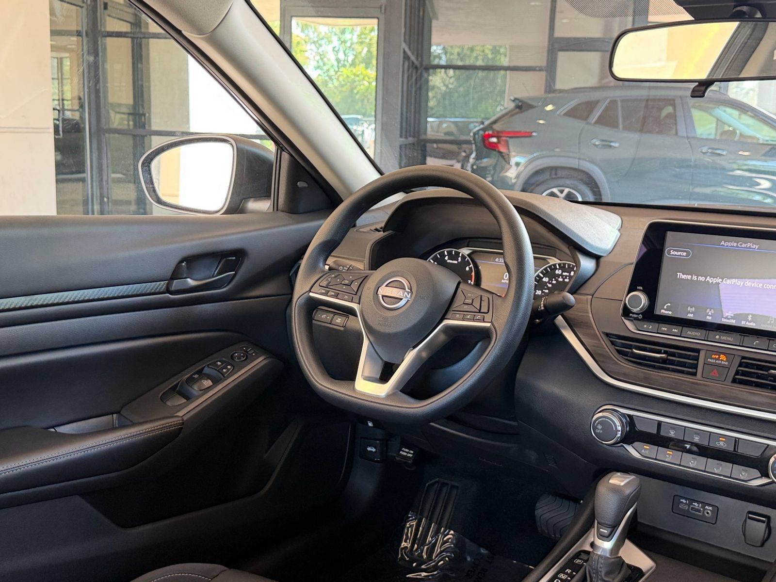 Used 2026 Nissan Altima 2.5 SV FWD image 28