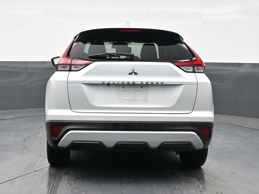 Used 2022 Mitsubishi Eclipse Cross SE FWD image 4