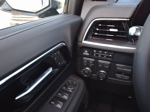 New 2026 Chevrolet Tahoe Premier image 16