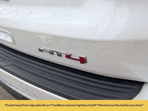 Used 2023 GMC Yukon AT4 w/ AT4 Premium Package image 18