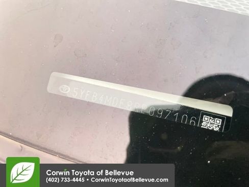 Used 2024 Toyota Corolla LE image 31