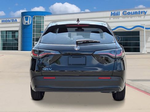 New 2026 Honda HR-V LX image 3